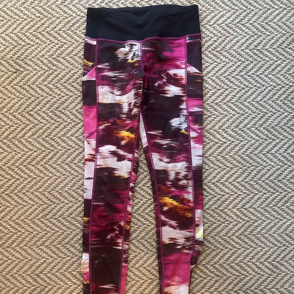Lululemon full length Run tights with pockets size 4